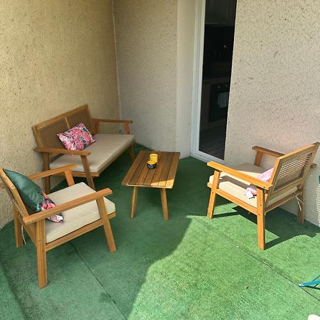 Appartement En Rez De Jardin Tout Equipe Fleurance Buitenkant foto